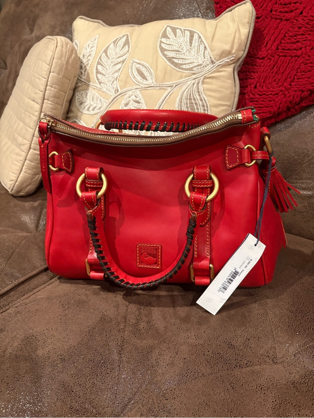 💖SPOTLIGHT💖NWT Dooney & Bourke Red Florentine Satchel with Gold Hardware